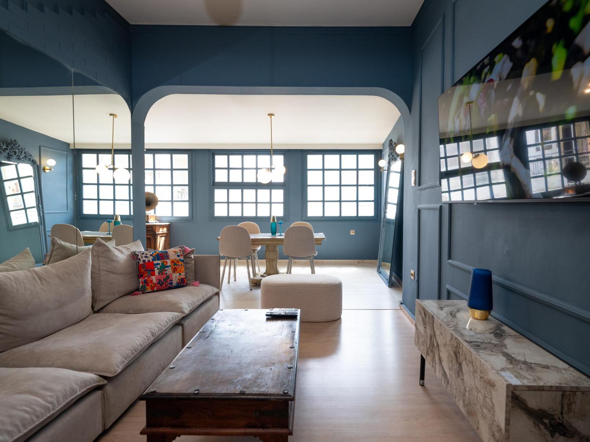 Loft 038 Center